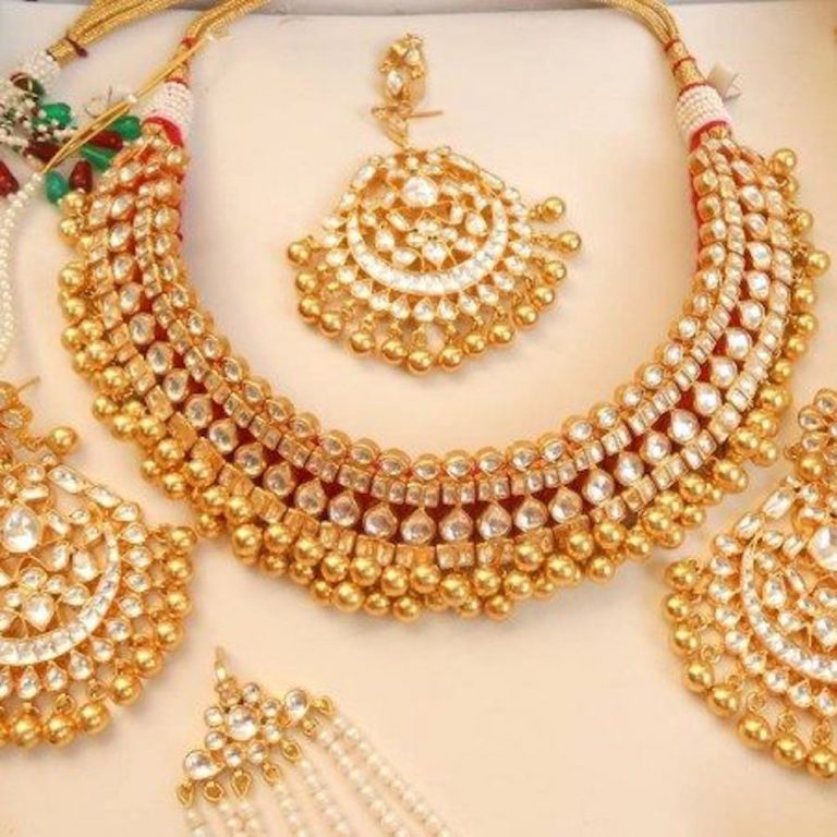 Gold jewellary