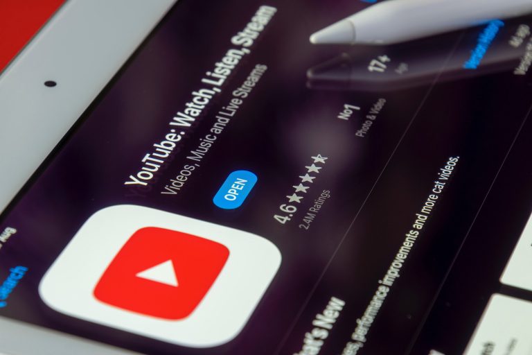You Tube-souvik-banerjee-unsplash