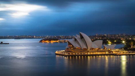 Photo by Photoholgic on Unsplash