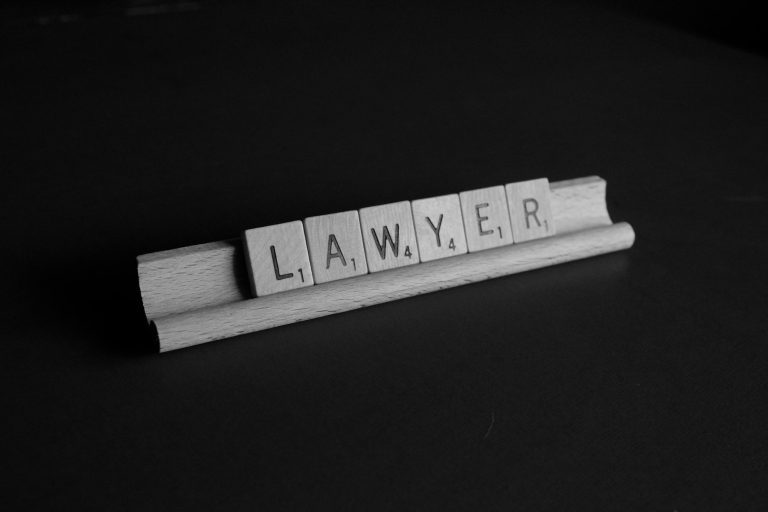 Lawyer- melinda-gimpel-xcVW_sFp4jQ-unsplash